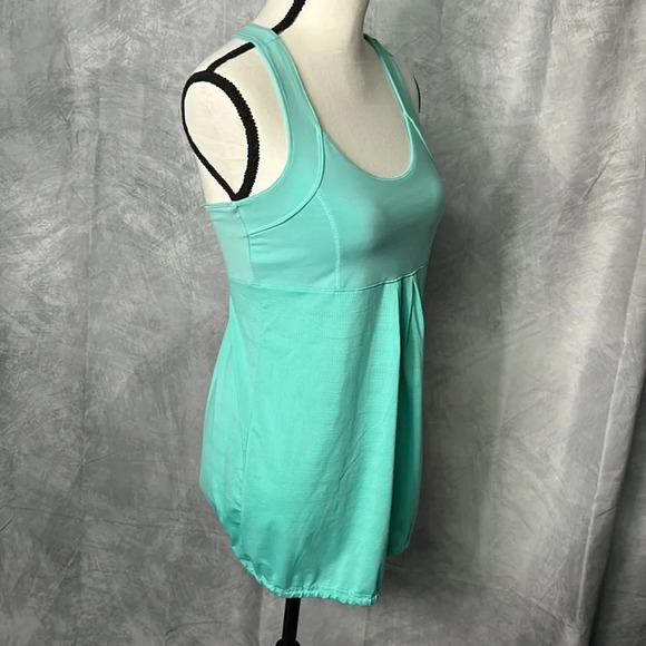 Old Navy Active Loose Fit Racerback Tank - Small - Picture 3 of 11